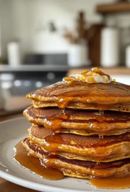 Fluffy Pumpkin Spice Pancakes
