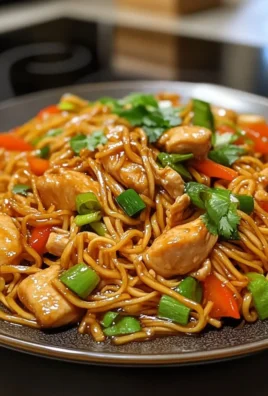 Chicken Chow Mein (鸡肉炒面)